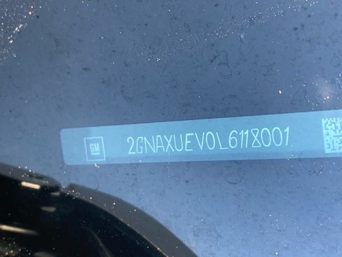 Used 2020 Chevrolet Equinox LT AWD/4WD image 32