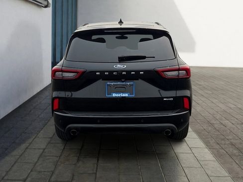 Certified 2023 Ford Escape ST-Line w/ Tech Pack #1 AWD/4WD image 4