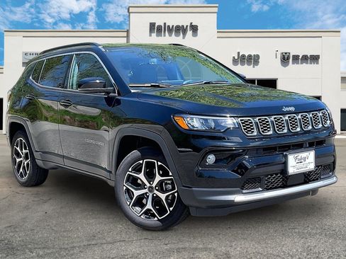 Certified 2025 Jeep Compass Limited AWD/4WD image 10