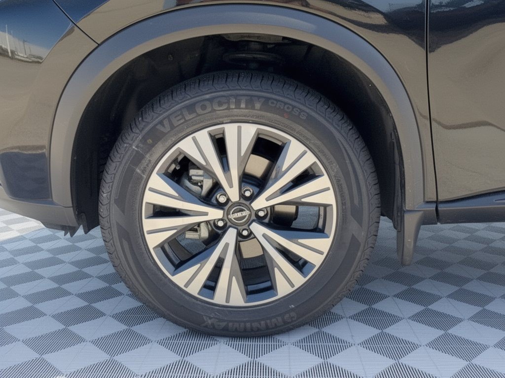 Used 2023 Nissan Rogue SV AWD/4WD image 13