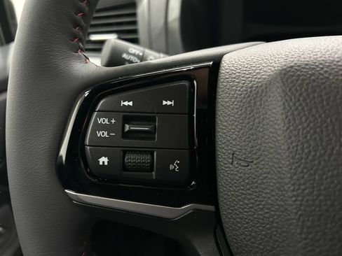 Used 2026 Honda Odyssey Sport-L image 13