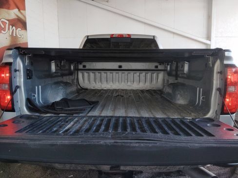 Used 2017 Chevrolet Silverado 2500 LTZ w/ Duramax Plus Package AWD/4WD image 16