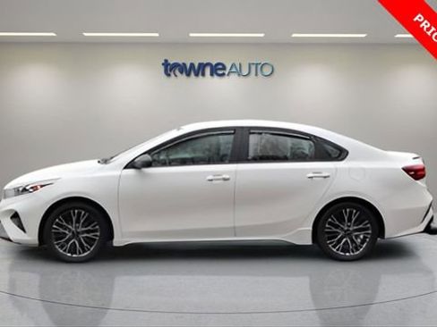 Used 2022 Kia Forte GT-Line image 3