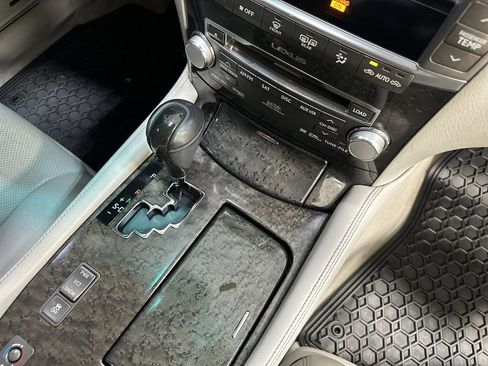 Used 2012 Lexus LS 460 AWD w/ Luxury Value Edition image 20