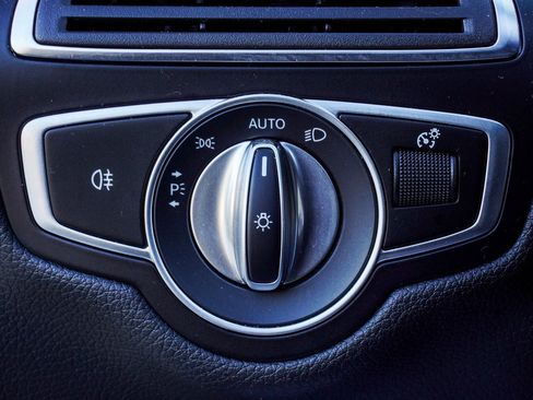 Used 2022 Mercedes-Benz C 300 4MATIC Cabriolet image 28