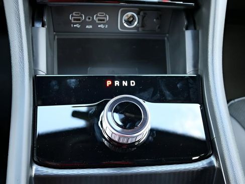 New 2025 Jeep Grand Cherokee L Altitude RWD image 26