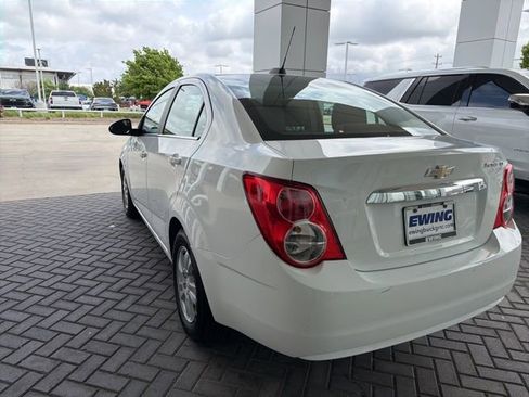 Used 2015 Chevrolet Sonic LT image 6