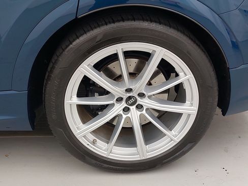 Used 2022 Audi RS Q8 image 36