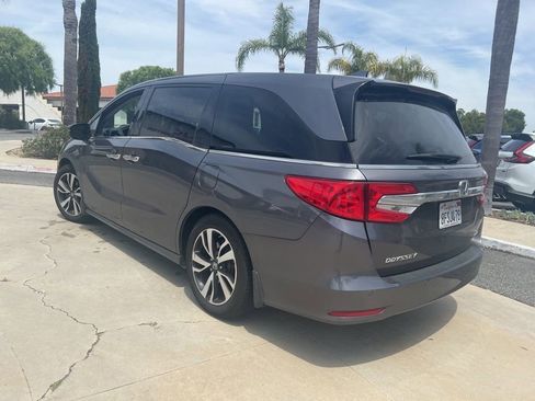 Used 2019 Honda Odyssey Elite image 3
