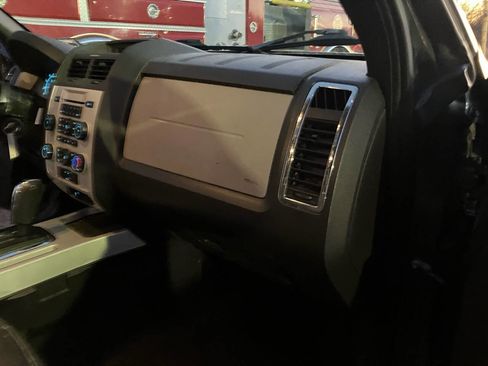 Used 2008 Mercury Mariner 2WD V6 image 35