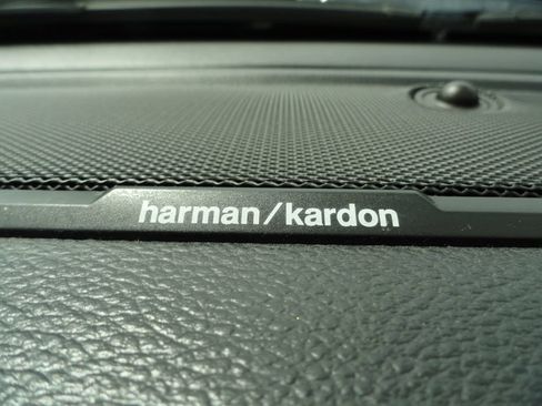 Used 2021 RAM 1500 Laramie w/ Night Edition AWD/4WD image 36