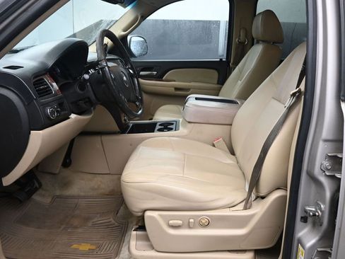 Used 2007 Chevrolet Avalanche LTZ w/ LTZ Preferred Equipment Group image 19