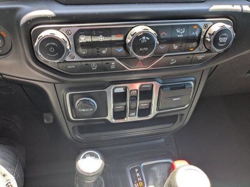 Used 2020 Jeep Wrangler Unlimited Sport S AWD/4WD image 21