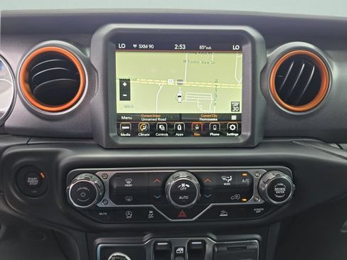 Used 2023 Jeep Gladiator Mojave w/ LED Lighting Group AWD/4WD image 27