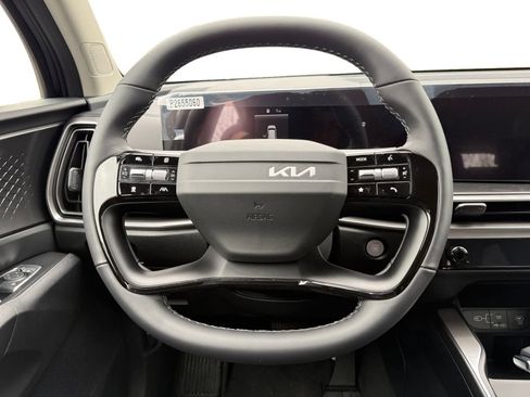 New 2026 Kia Sorento LX FWD image 12