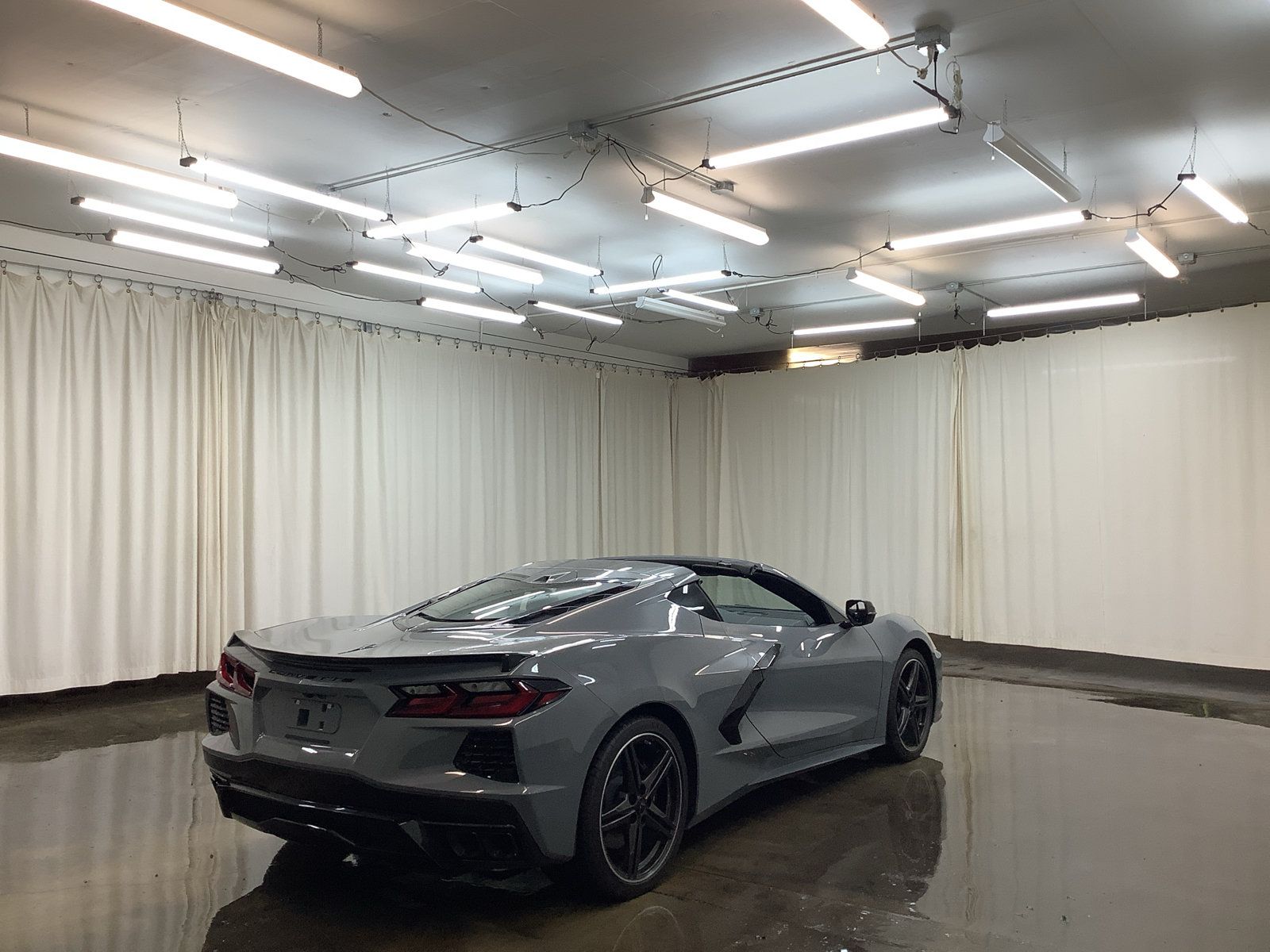 Used 2024 Chevrolet Corvette Stingray Coupe w/ 1LT RWD image 5
