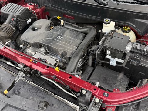 Used 2018 Chevrolet Equinox LT AWD/4WD image 34