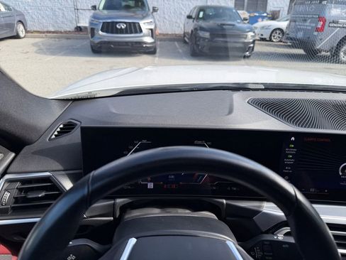 Used 2023 BMW i4 eDrive35 image 26