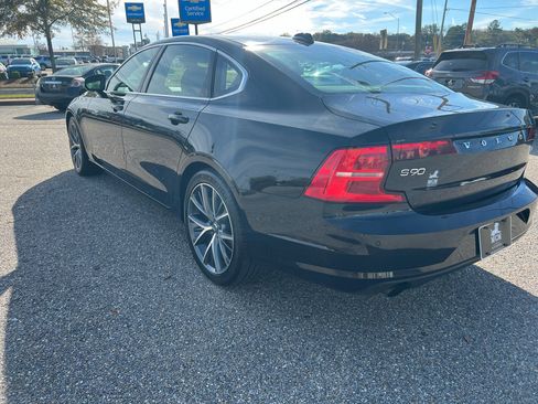 Used 2018 Volvo S90 T5 Momentum w/ Momentum Plus Package image 17