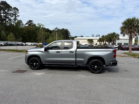 Used 2023 Chevrolet Silverado 1500 Custom image 19