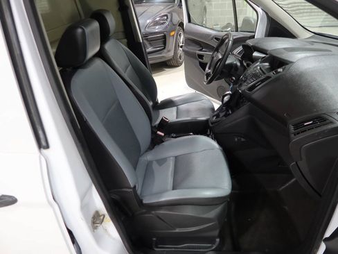 Used 2016 Ford Transit Connect XL FWD image 13