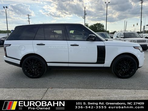 Used 2017 Land Rover Range Rover HSE AWD/4WD image 7