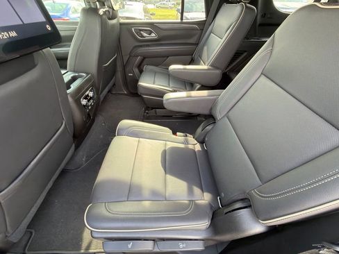 Used 2021 GMC Yukon SLT w/ SLT Luxury Plus Package AWD/4WD image 16