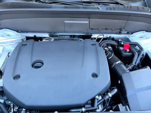 New 2026 Volvo XC90 B6 Ultra w/ Protection Package image 13