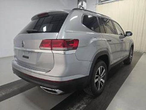 Used 2022 Volkswagen Atlas SE FWD image 4