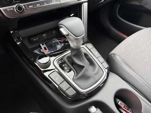 New 2026 Kia Seltos S AWD/4WD image 15
