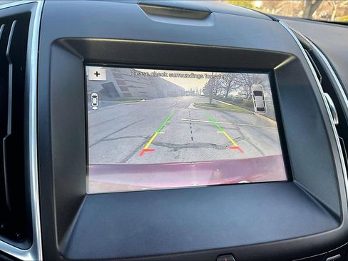 Used 2017 Ford Edge Titanium w/ Equipment Group 302A image 21