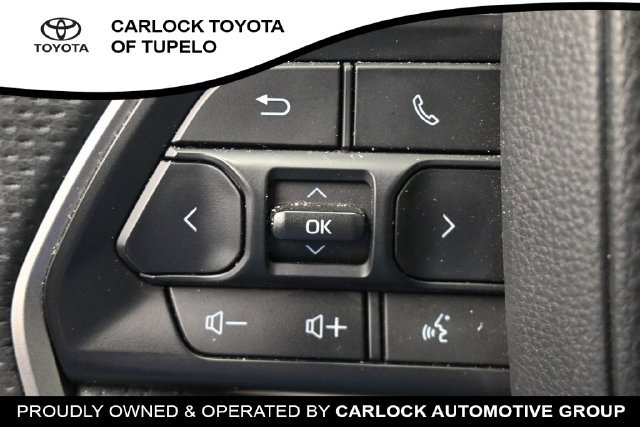 Used 2025 Toyota Tacoma TRD Off-Road AWD/4WD image 26
