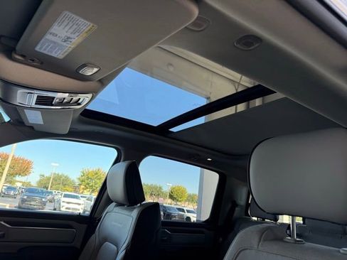 New 2026 RAM 1500 Laramie AWD/4WD image 22