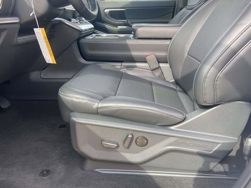 New 2026 Ford Expedition Platinum AWD/4WD image 10