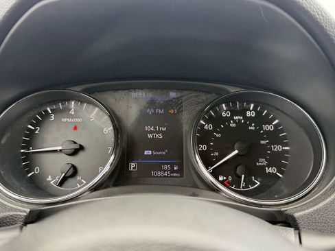 Used 2018 Nissan Rogue SL w/ Premium Package FWD image 30