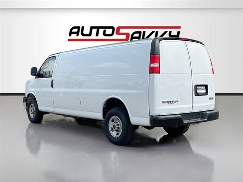 Used 2023 GMC Savana 3500 Extended w/ Driver Convenience Package image 5