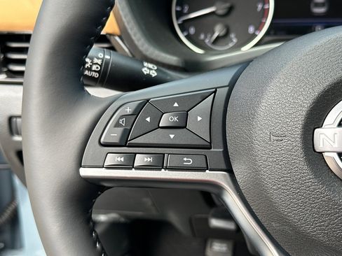 New 2025 Nissan Sentra SV w/ SV Premium Package image 25