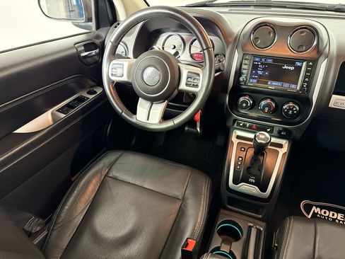 Used 2016 Jeep Compass High Altitude AWD/4WD image 28