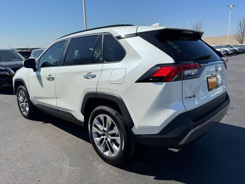 Used 2022 Toyota RAV4 Limited w/ Limited Grade Weather Package image 5