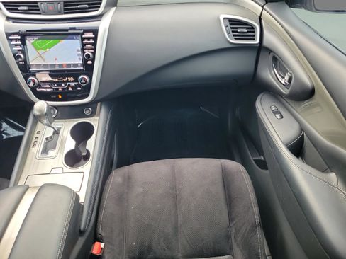 Used 2016 Nissan Murano SV image 19