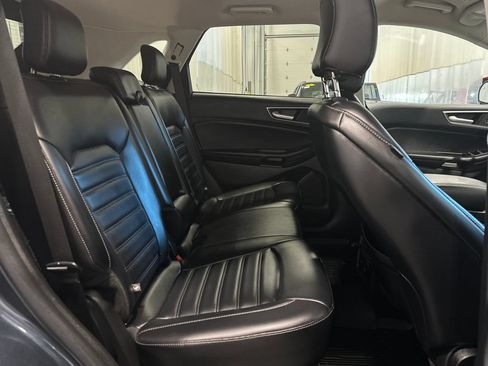 Used 2024 Ford Edge SEL w/ Convenience Package AWD/4WD image 32