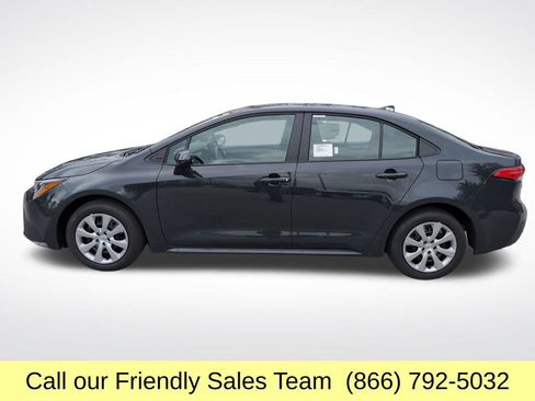 New 2026 Toyota Corolla LE image 2