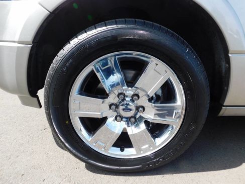 Used 2008 Ford Expedition EL Limited image 26