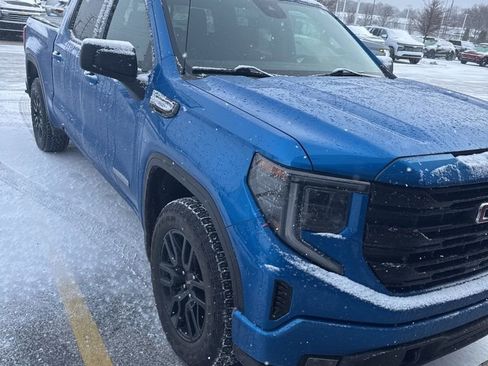 Certified 2022 GMC Sierra 1500 Elevation w/ Preferred Package image 7