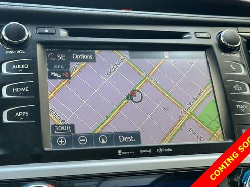 Used 2019 Toyota Highlander XLE image 21