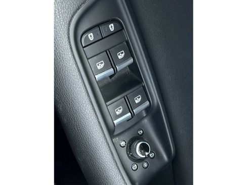 Used 2023 Audi Q7 2.0T Premium w/ Convenience Package AWD/4WD image 45