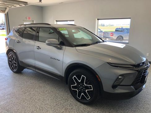 Used 2024 Chevrolet Blazer RS w/ Driver Confidence II Package AWD/4WD image 5