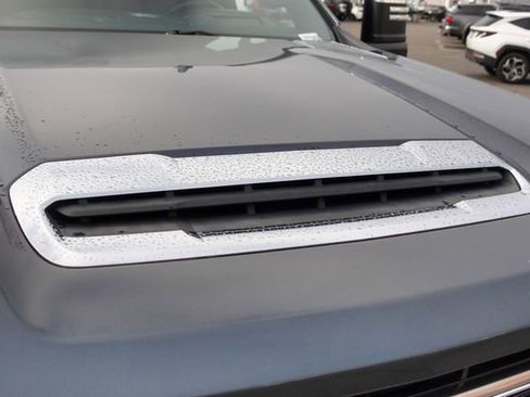 Used 2020 Chevrolet Silverado 3500 High Country w/ Technology Package image 5