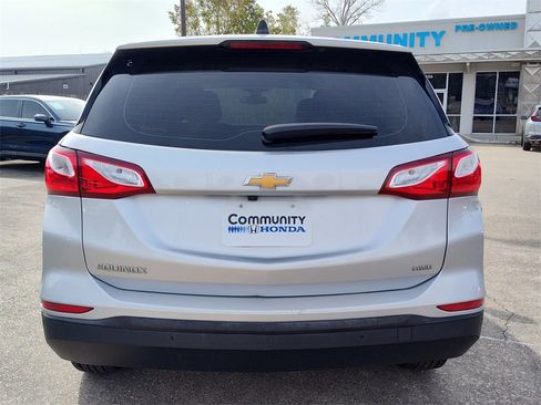 Used 2021 Chevrolet Equinox LS image 7
