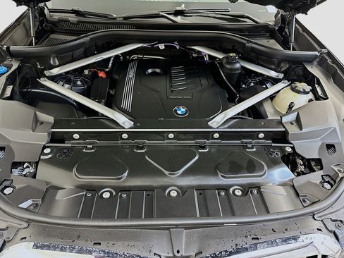 Used 2022 BMW X5 xDrive40i w/ Premium Package image 36
